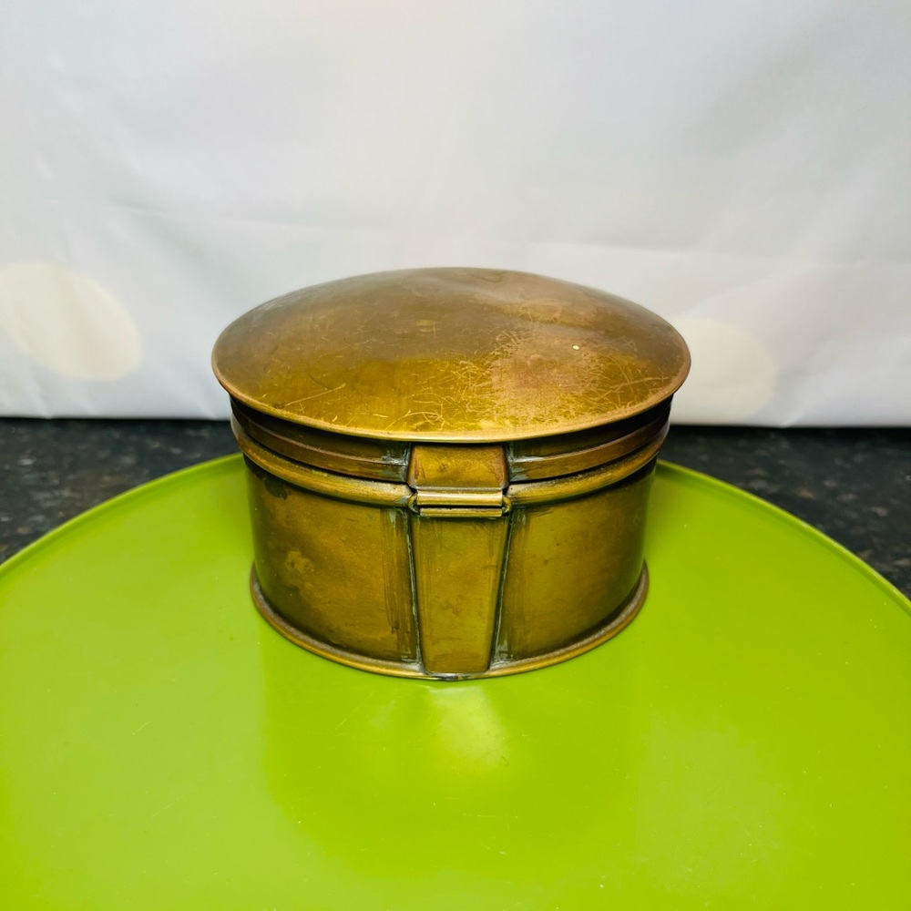 Antique Oval Trinket Box - Picture 2 of 5